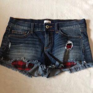 Sneak Peek dark denim shorts size small